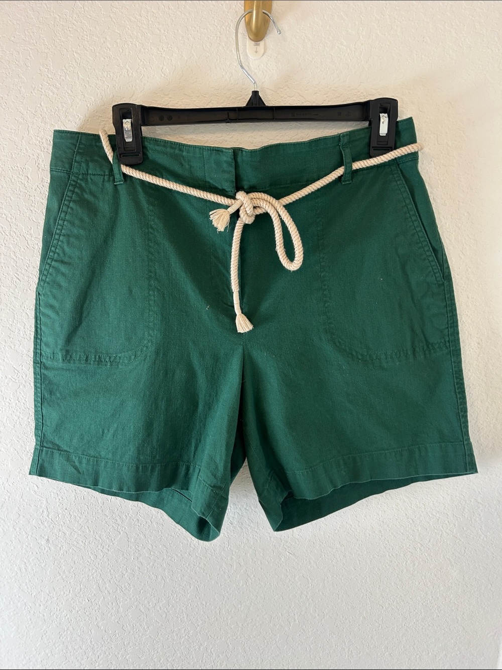 Talbots Green Cotton Flat-Front Shorts with Rope Belt size 8
